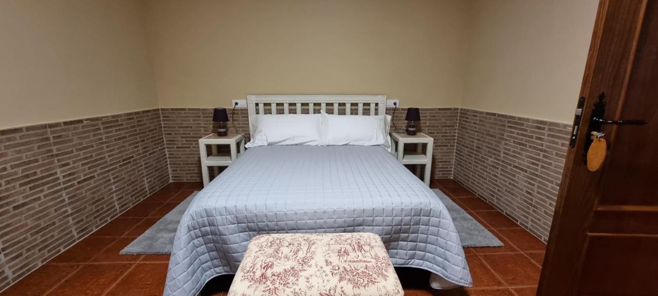Apartamento Turistico "El Rincon De La Pernila" Γουαδελούπη Εξωτερικό φωτογραφία