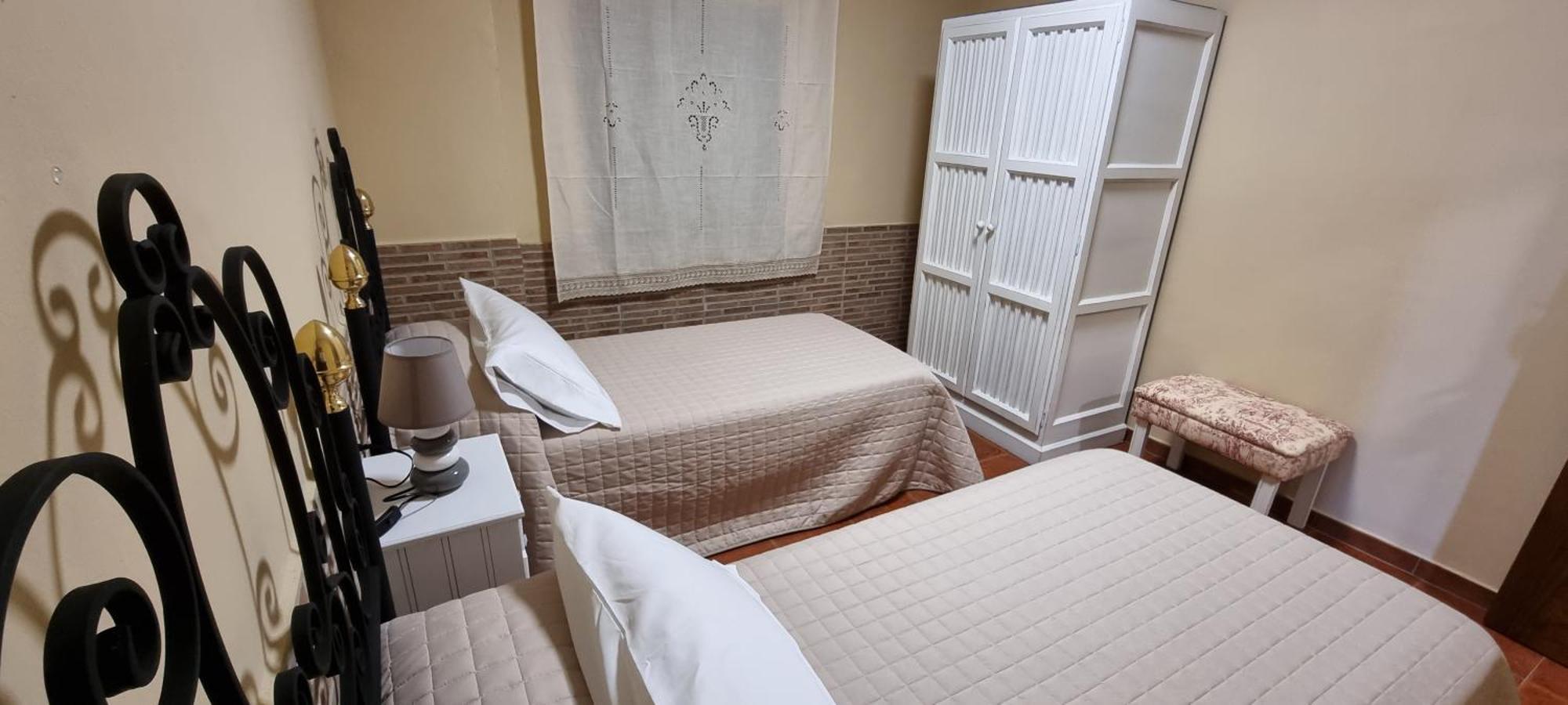 Apartamento Turistico "El Rincon De La Pernila" Γουαδελούπη Εξωτερικό φωτογραφία
